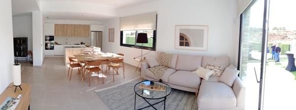 Image No.9-3 Bed Villa / Detached for sale