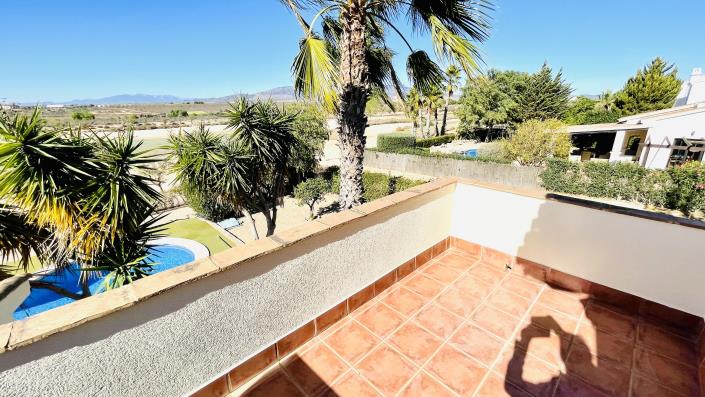 Image No.10-3 Bed Villa / Detached for sale