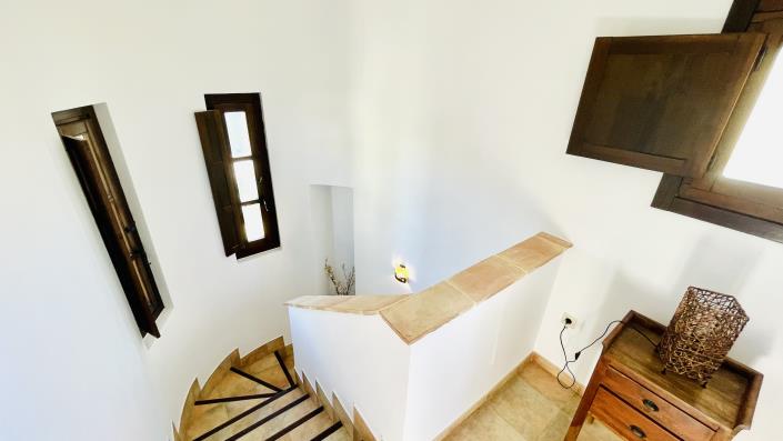 Image No.23-3 Bed Villa / Detached for sale