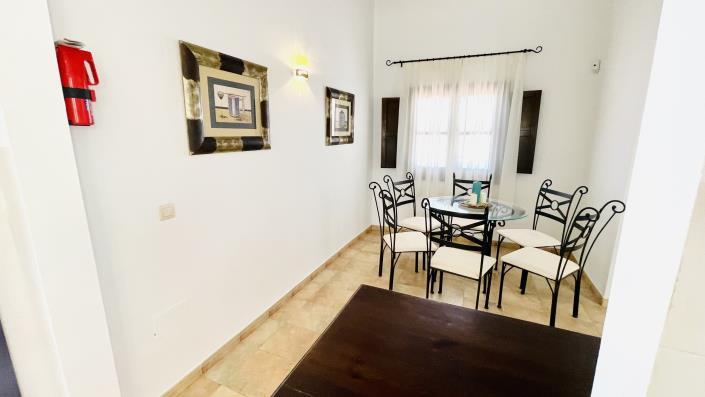 Image No.42-3 Bed Villa / Detached for sale