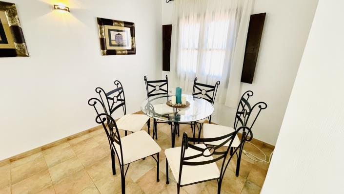 Image No.45-3 Bed Villa / Detached for sale