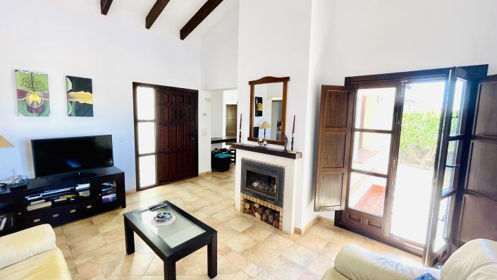 Image No.5-3 Bed Villa / Detached for sale