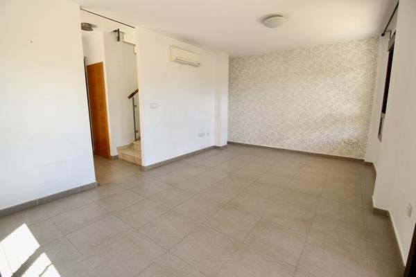 Image No.8-3 Bed Villa / Detached for sale