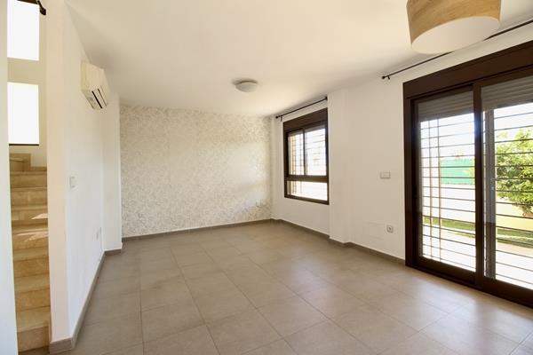 Image No.4-3 Bed Villa / Detached for sale
