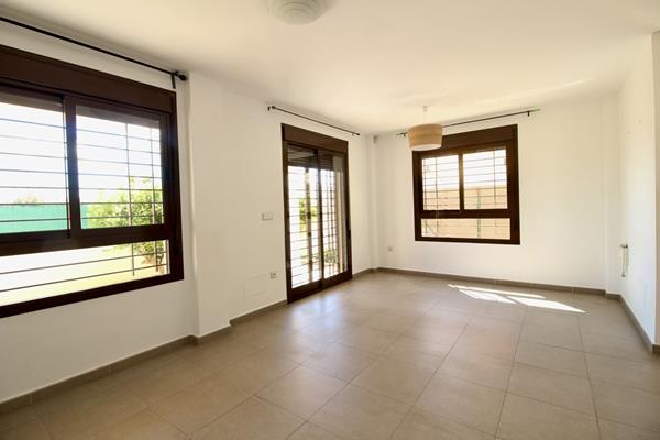 Image No.5-3 Bed Villa / Detached for sale