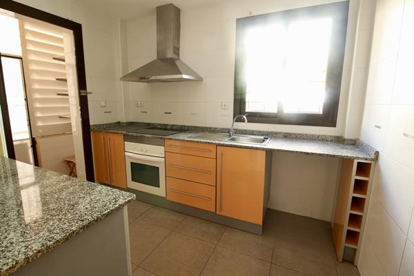 Image No.9-3 Bed Villa / Detached for sale