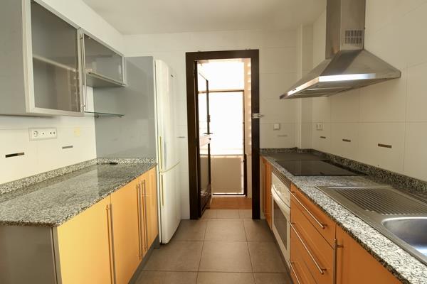 Image No.10-3 Bed Villa / Detached for sale