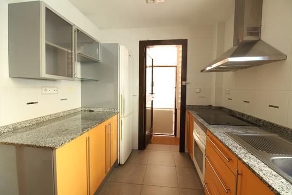 Image No.11-3 Bed Villa / Detached for sale