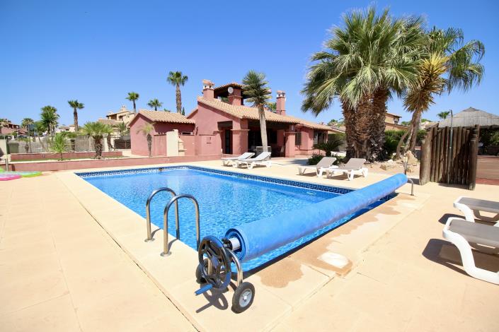 Image No.2-Villa / Détaché de 3 chambres à vendre à Hacienda del Alamo