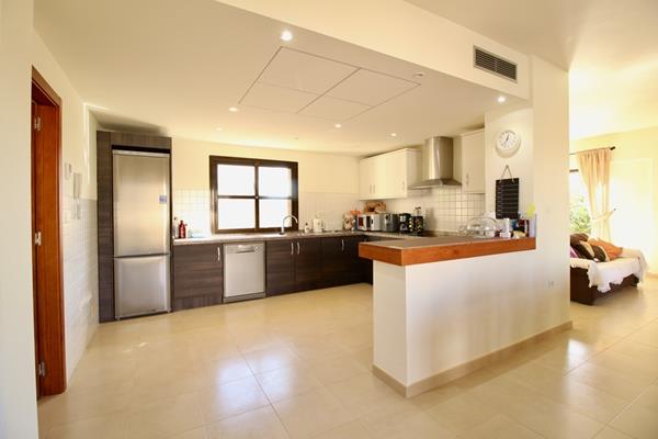 Image No.15-3 Bed Villa / Detached for sale