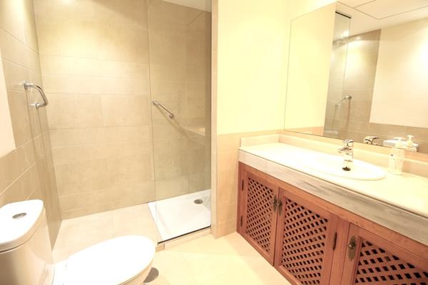 Image No.23-3 Bed Villa / Detached for sale