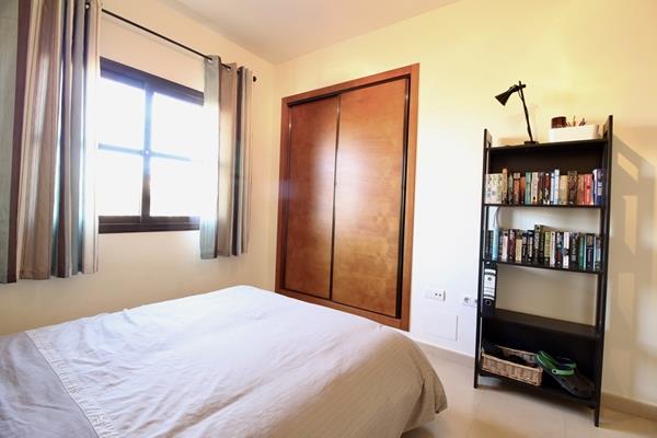 Image No.28-3 Bed Villa / Detached for sale