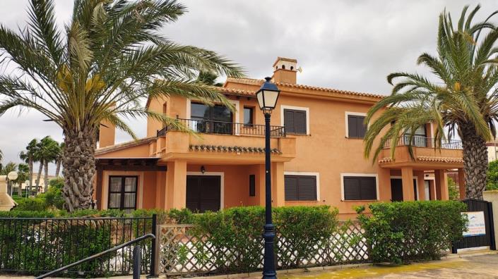 Image No.3-3 Bed Villa for sale