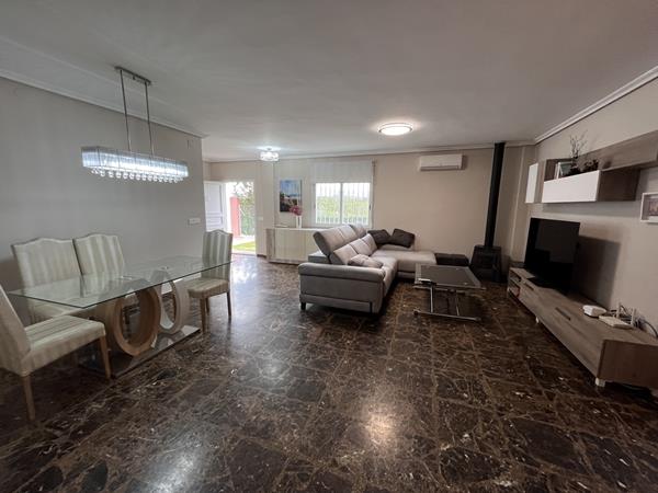 Image No.27-3 Bed Country House for sale