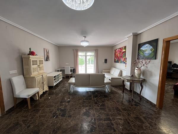 Image No.28-3 Bed Country House for sale