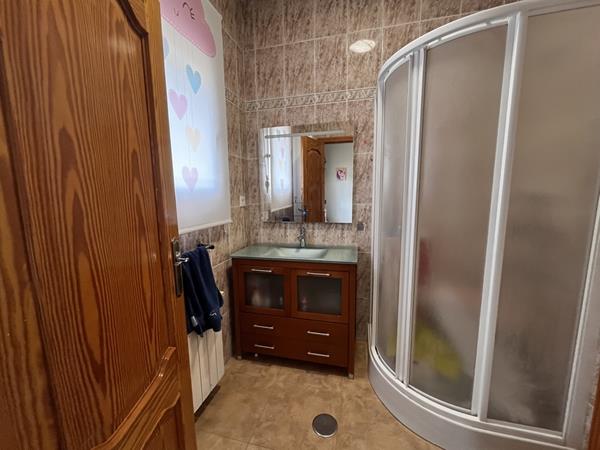 Image No.33-3 Bed Country House for sale