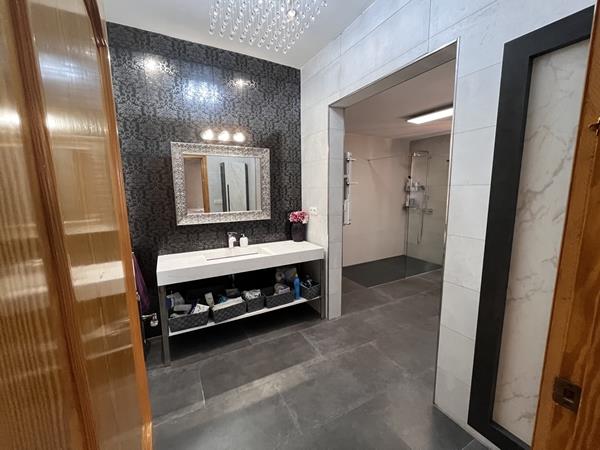 Image No.36-3 Bed Country House for sale