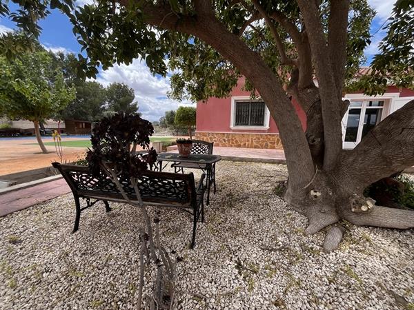 Image No.12-3 Bed Country House for sale