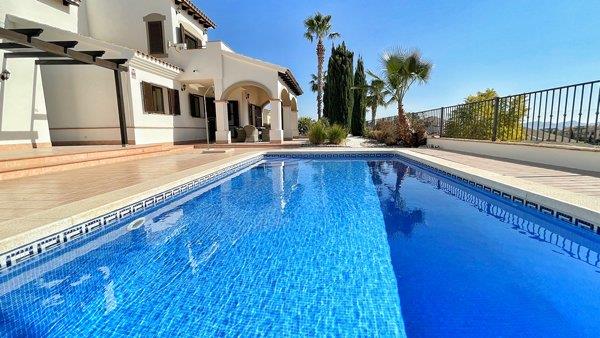 Image No.25-3 Bed Villa / Detached for sale