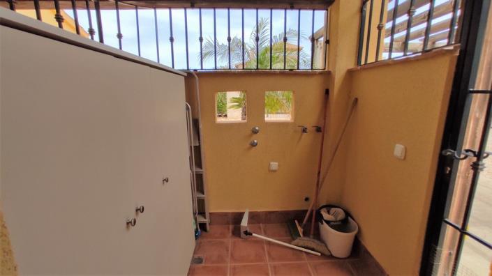 Image No.28-3 Bed Villa / Detached for sale