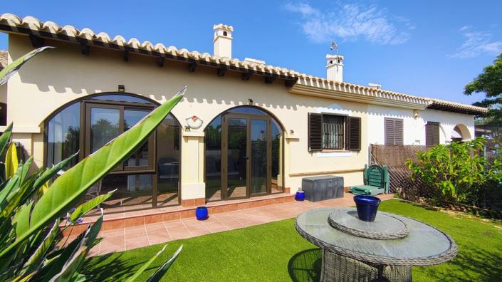Image No.1-2 Bed Villa for sale