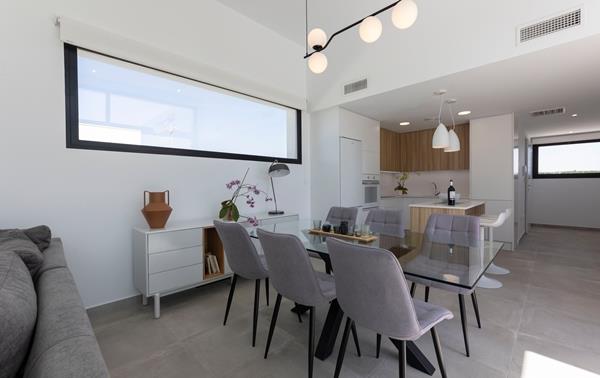 Image No.33-2 Bed Villa / Detached for sale