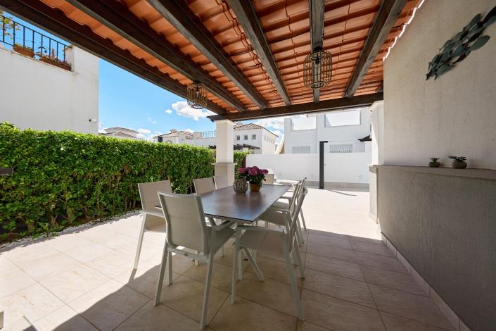 Image No.5-2 Bed Villa / Detached for sale