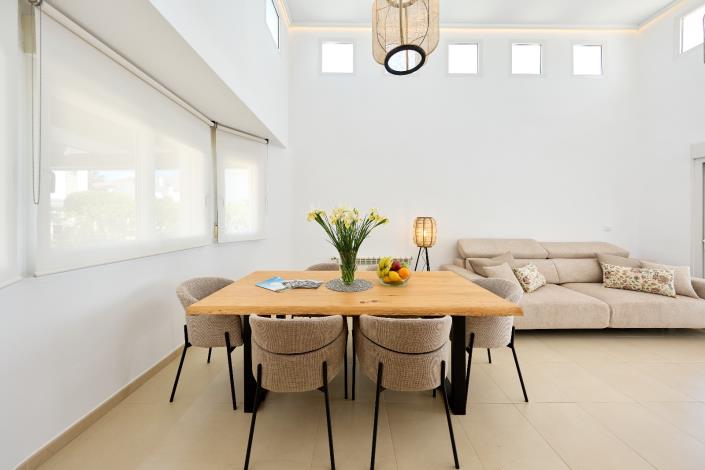 Image No.15-2 Bed Villa / Detached for sale