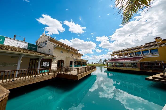 Image No.30-2 Bed Villa / Detached for sale