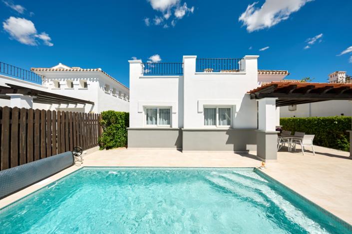 Image No.3-2 Bed Villa / Detached for sale