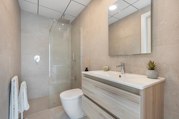 Image No.14-3 Bed Apartment for sale