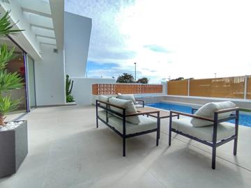 m_MAIN-TERRACE