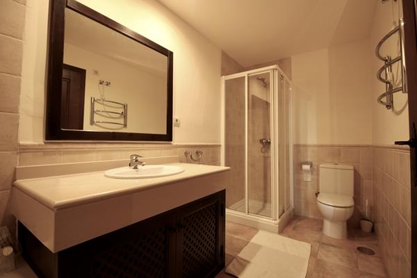 Image No.33-3 Bed Villa / Detached for sale