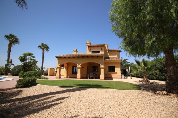 Image No.4-3 Bed Villa / Detached for sale