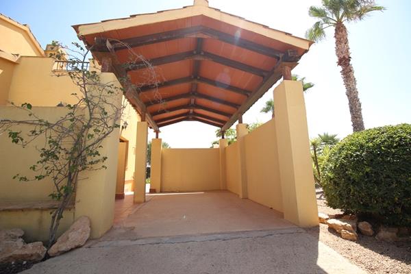 Image No.42-3 Bed Villa / Detached for sale