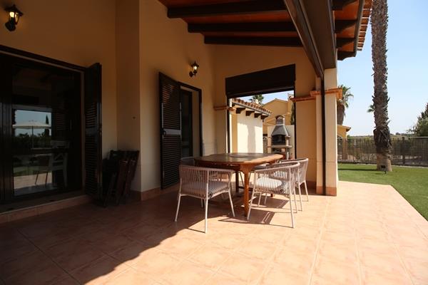 Image No.14-3 Bed Villa / Detached for sale