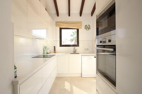 Image No.9-3 Bed Villa for sale