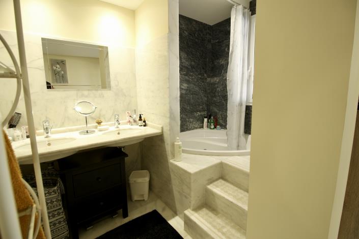 Image No.25-2 Bed Apartment for sale