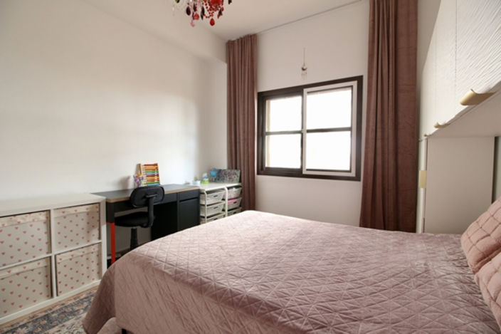 Image No.16-2 Bed Property for sale