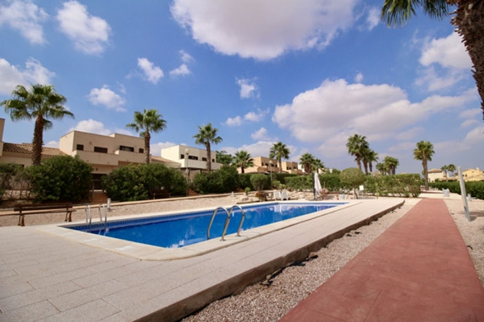 Image No.4-2 Bed Property for sale