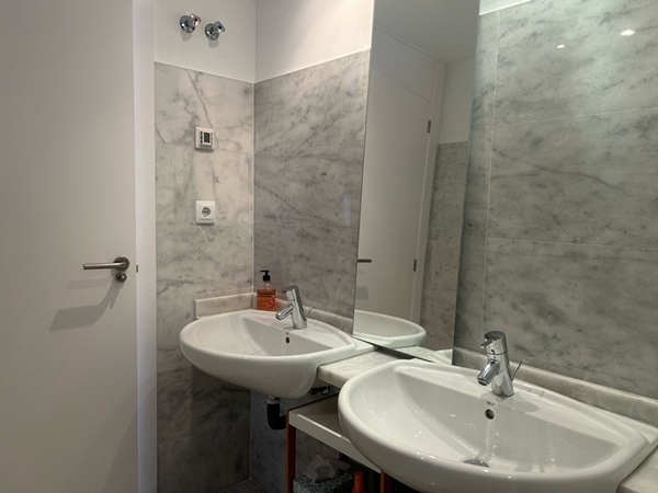 Image No.24-3 Bed Apartment for sale