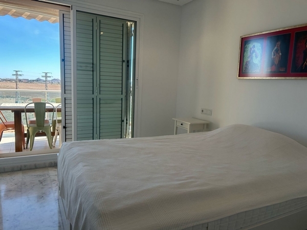 Image No.34-3 Bed Apartment for sale