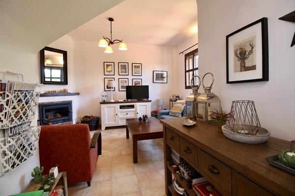 Image No.18-3 Bed Villa for sale