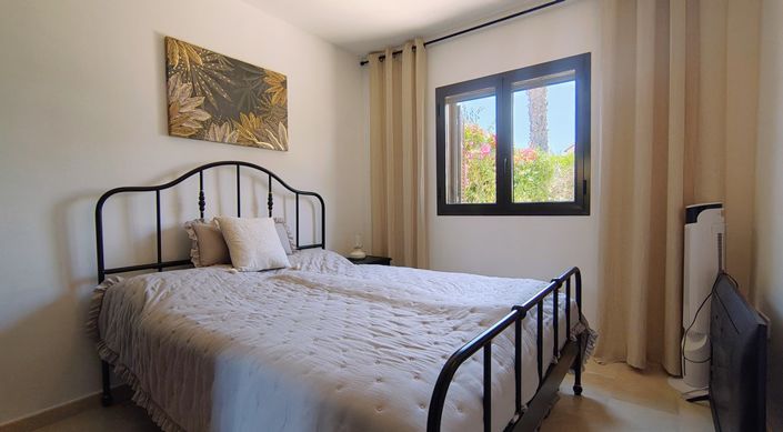 Image No.19-2 Bed Villa for sale