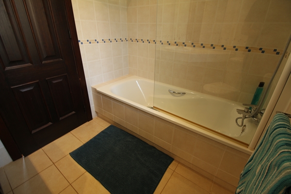 Image No.30-3 Bed Villa for sale