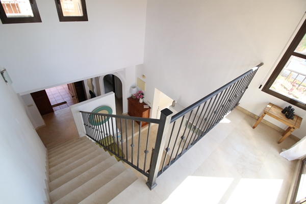 Image No.23-3 Bed Villa for sale