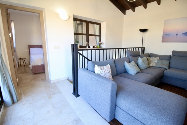 Image No.19-3 Bed Villa for sale