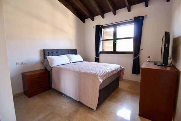 Image No.24-3 Bed Villa for sale