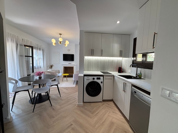 Image No.20-2 Bed Villa for sale