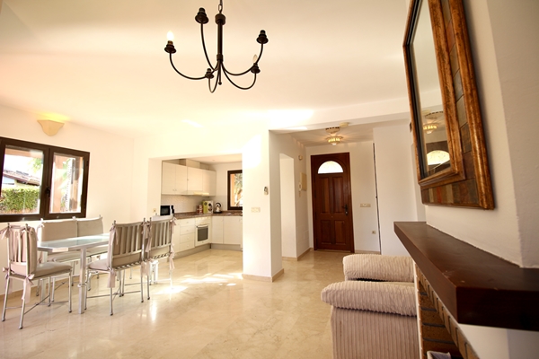 Image No.17-2 Bed Villa for sale